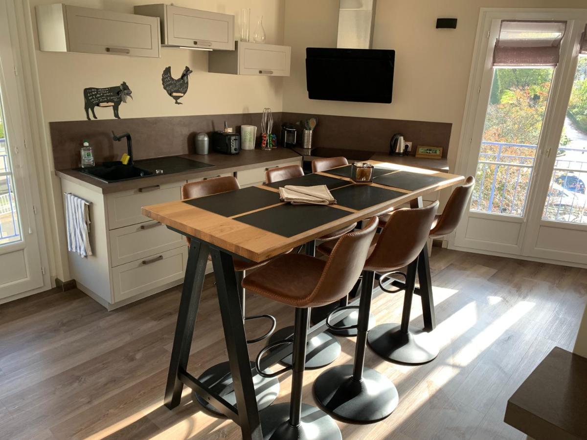 Apartament Au Coeur De Lisieux 83 M2 Et Vue Sur La Basilique Zewnętrze zdjęcie